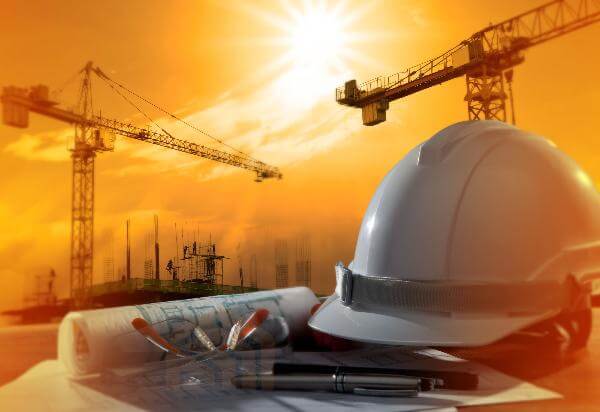 Поздравляем с Днем Строителя!